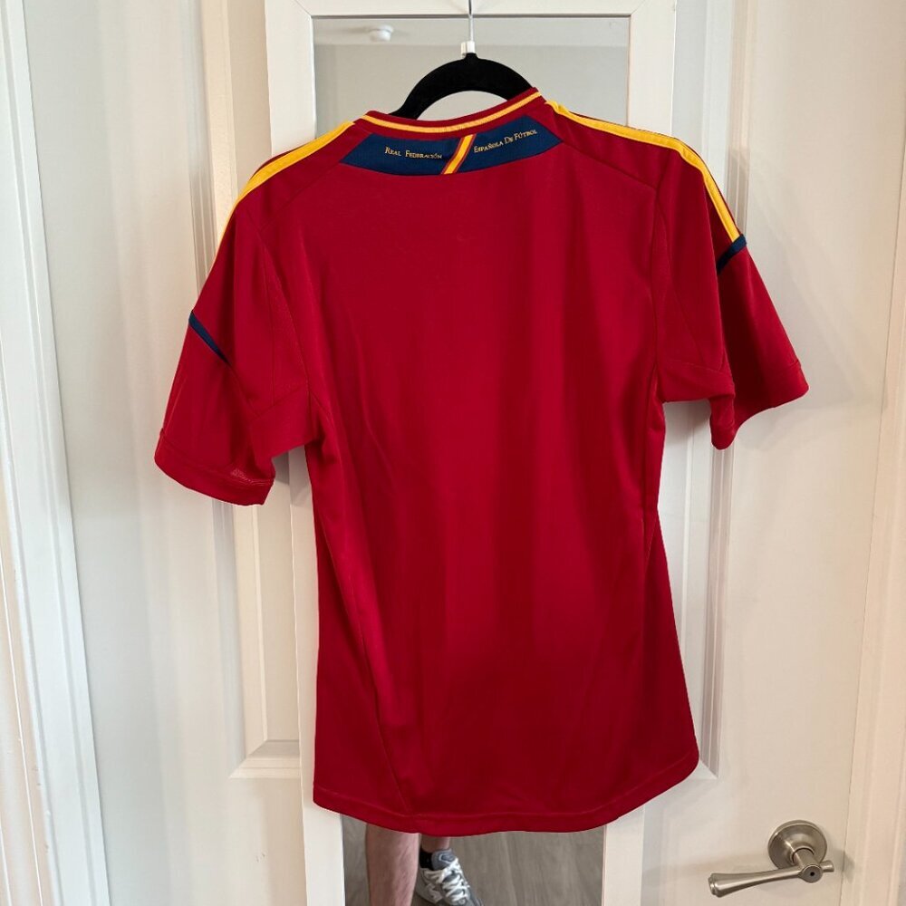 adidas Spain Men's Soccer Jersey Size S - Picture 4 of 4
